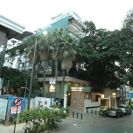 Monarch Luxur - Infantry Road Hotel Bengaluru Kültér fotó