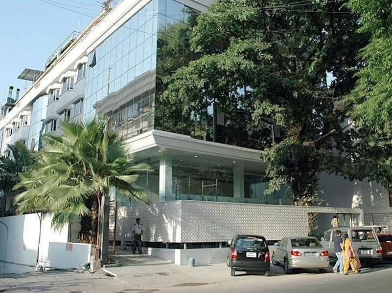 Monarch Luxur - Infantry Road Hotel Bengaluru Kültér fotó